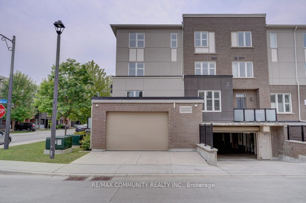 45 Heron Park Pl, unit 18 for sale - image #29