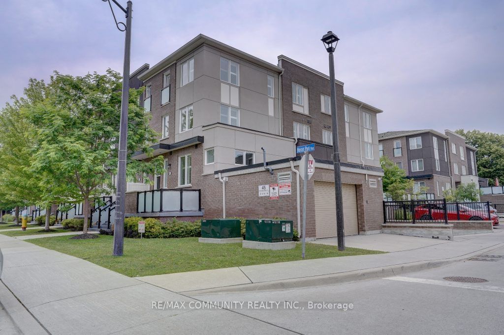 45 Heron Park Pl, unit 18 for sale - image #30