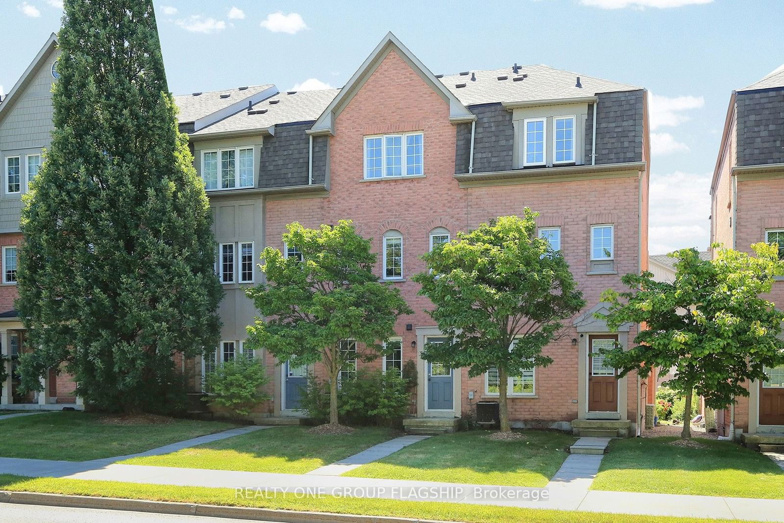 Canoe Landing Townhomes, Pickering, Toronto