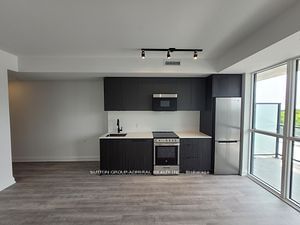 2369 Danforth Ave, unit 702 for rent - image #4