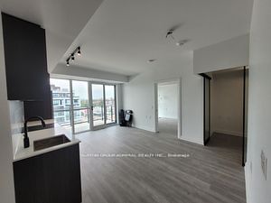 2369 Danforth Ave, unit 702 for rent - image #7