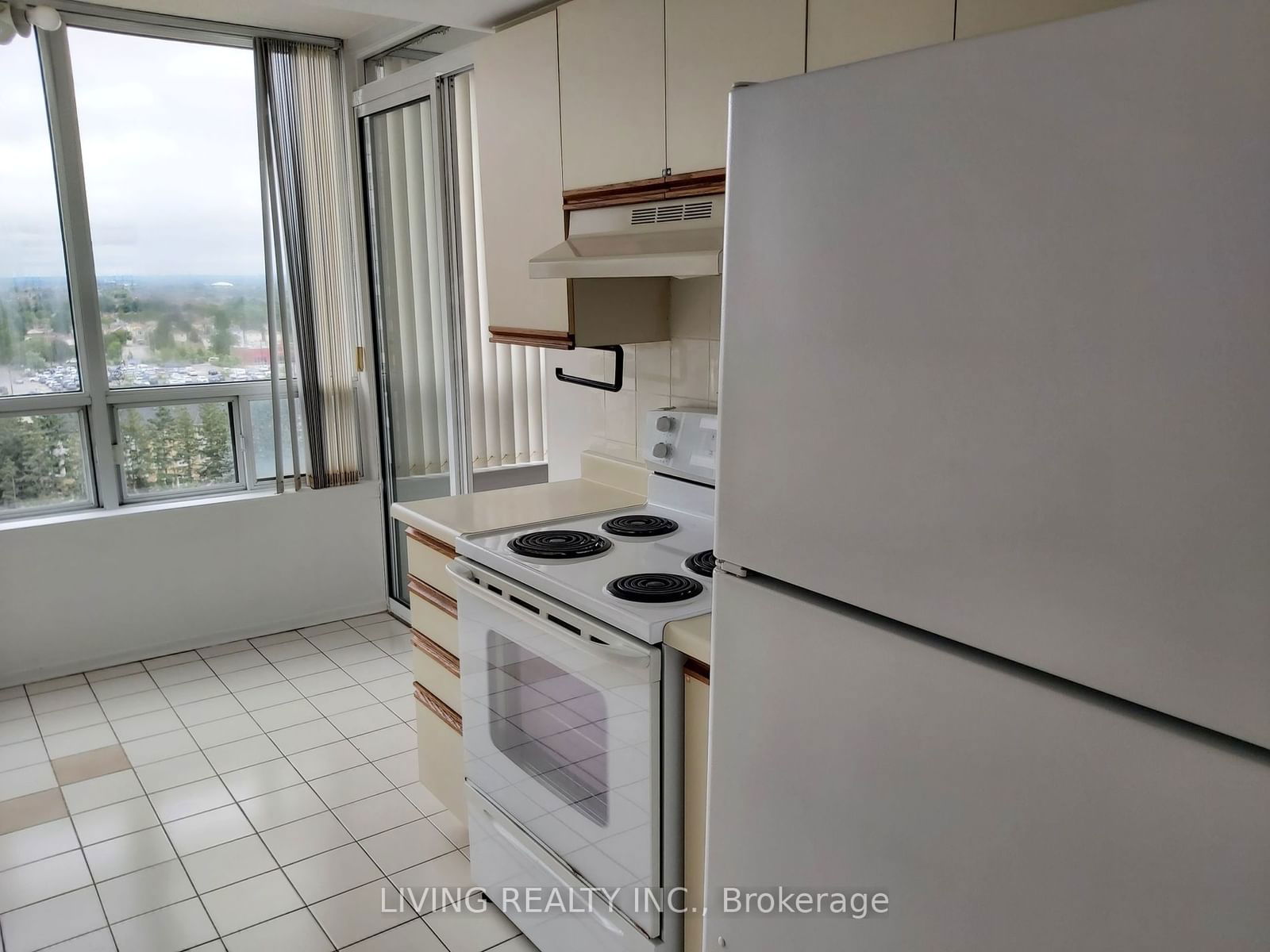 330 Alton Tower Circ, unit 1001 for sale - image #8