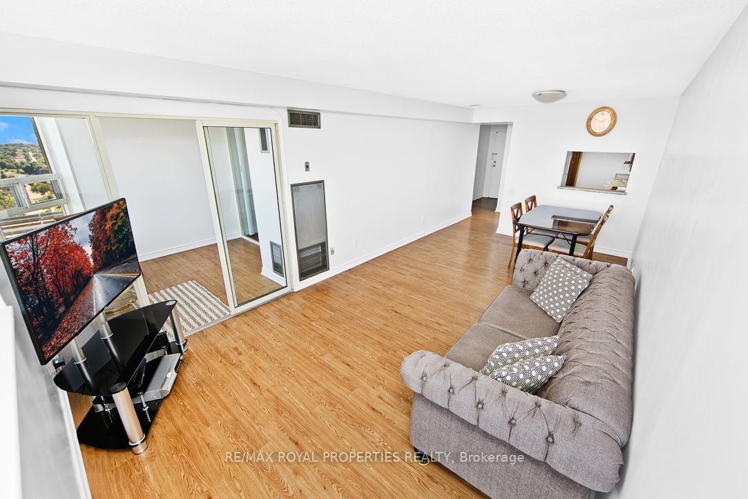 2460 Eglington Ave E, unit LPH -11 for sale - image #9