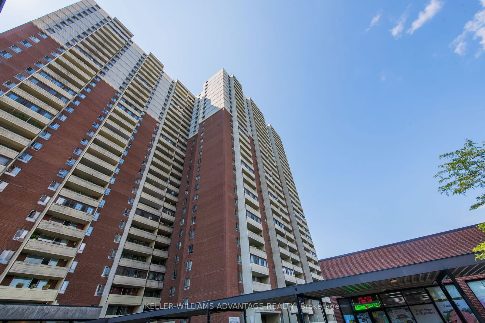 5 Massey Sq, unit 716 for sale - image #1