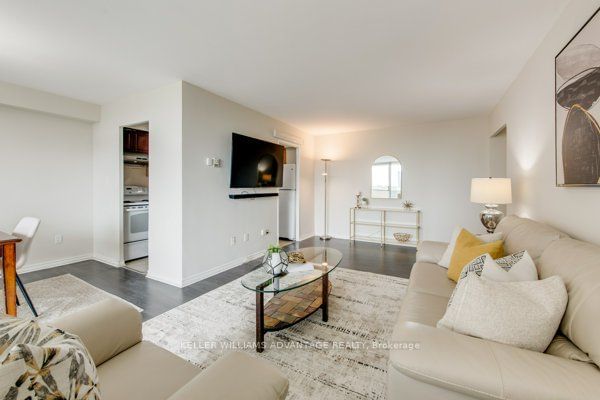 5 Massey Sq, unit 716 for sale - image #10