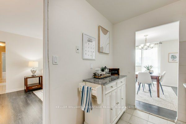 5 Massey Sq, unit 716 for sale - image #17