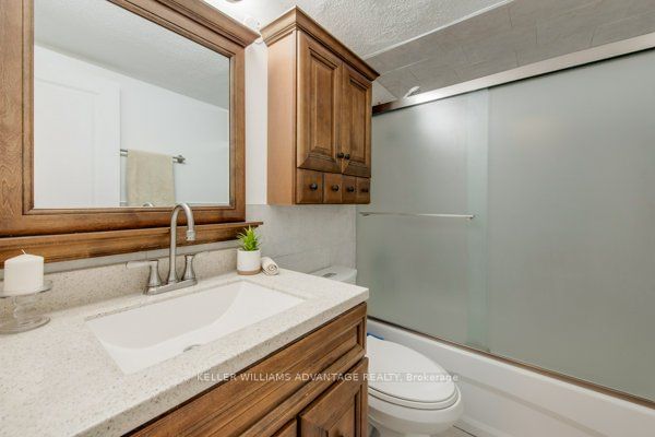 5 Massey Sq, unit 716 for sale - image #22