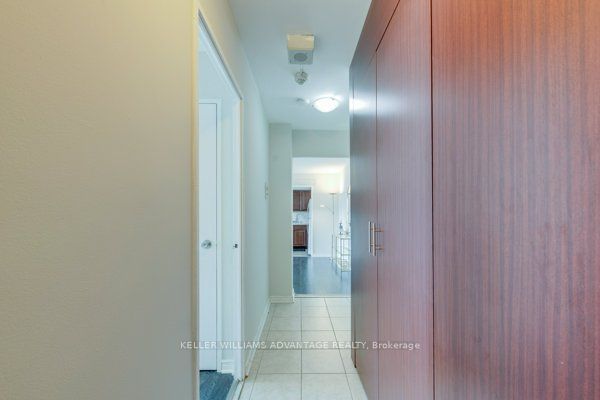 5 Massey Sq, unit 716 for sale