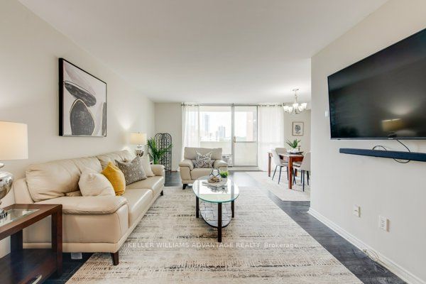 5 Massey Sq, unit 716 for sale