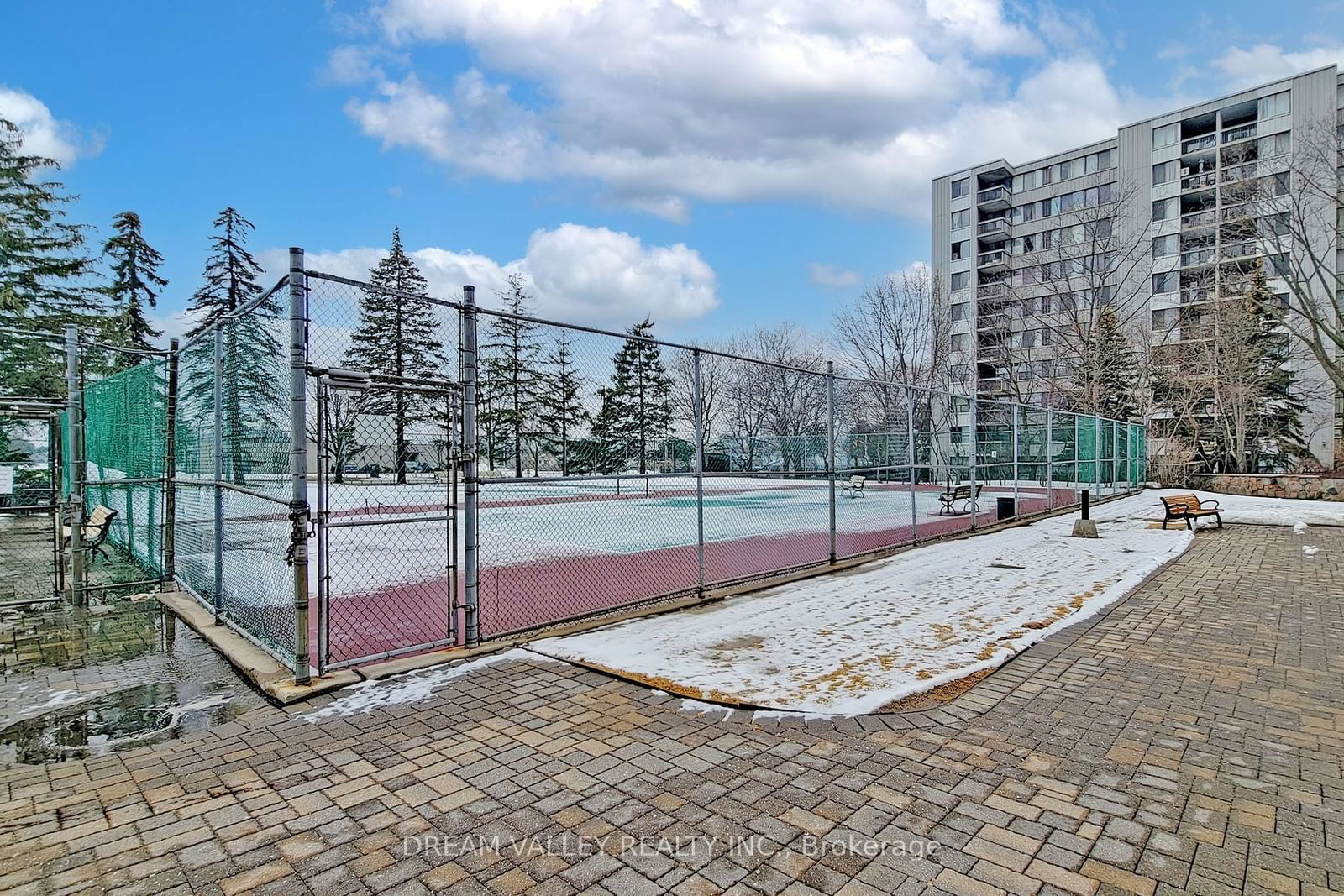 2330 Bridletowne Circ, unit 2304 for sale - image #30