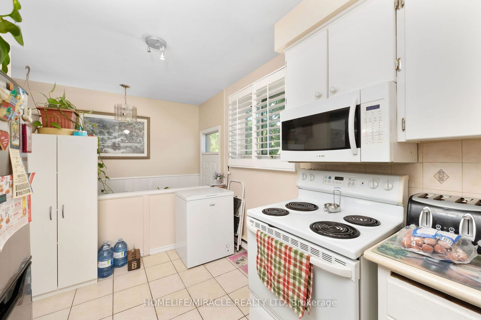 1945 Denmar Rd N, unit 9 for sale - image #11