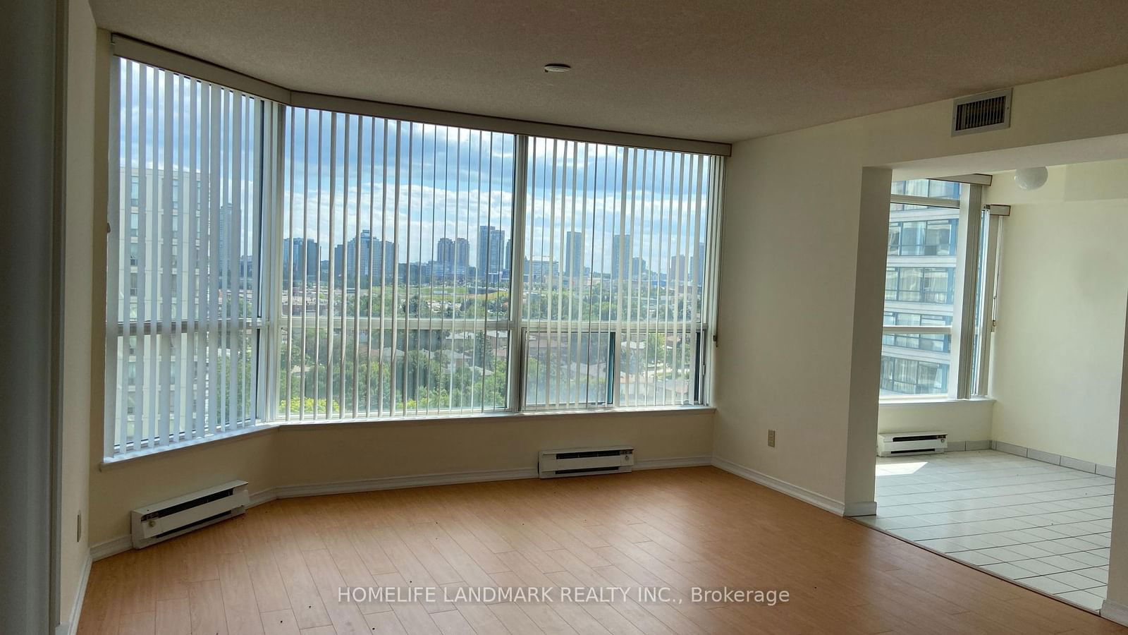 4725 Sheppard Ave E, unit 1204 for sale