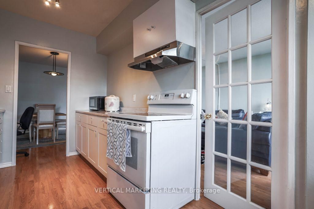 20 Gilder Dr N, unit PH07 for rent - image #34