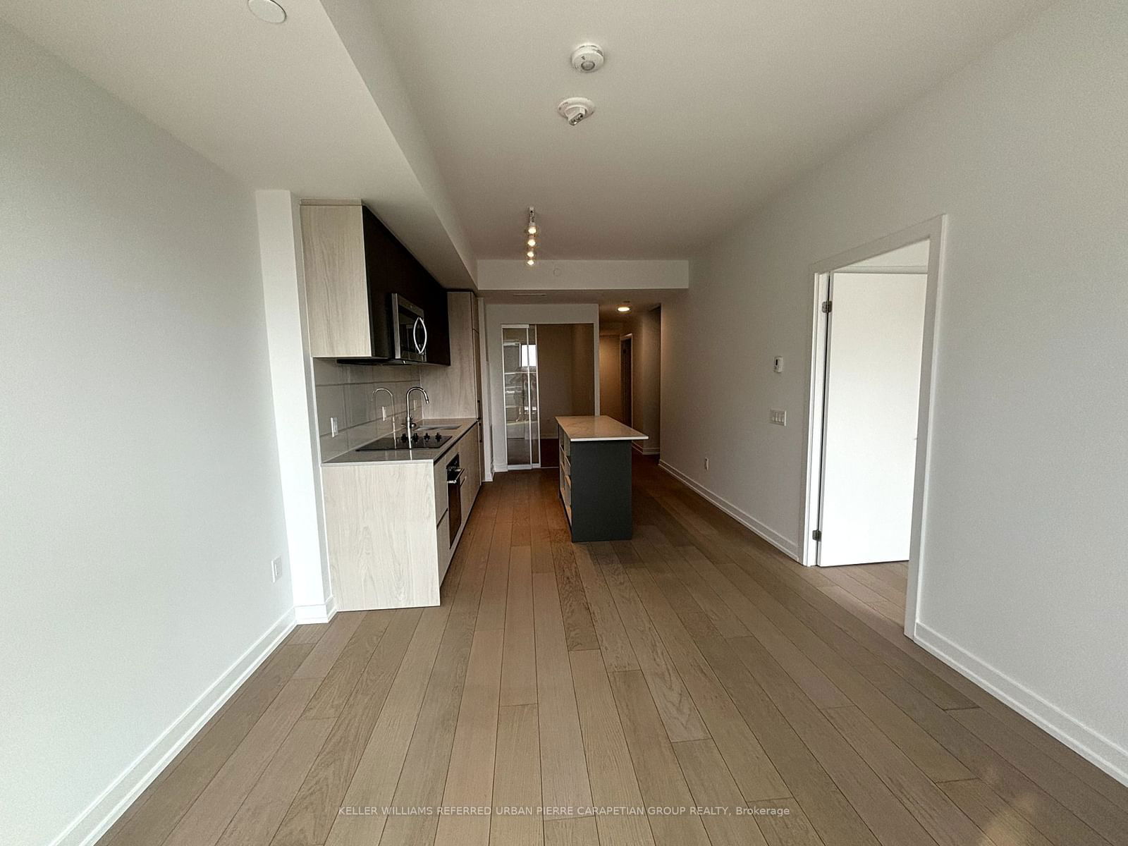 150 Logan Ave, unit 450 for rent - image #13