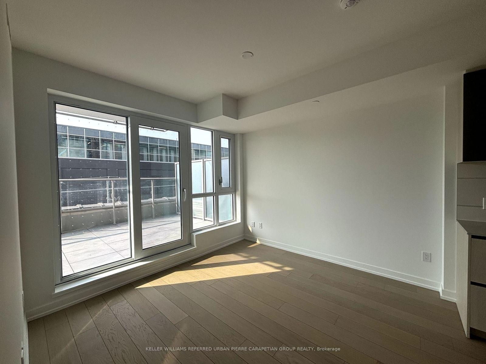 150 Logan Ave, unit 450 for rent - image #6