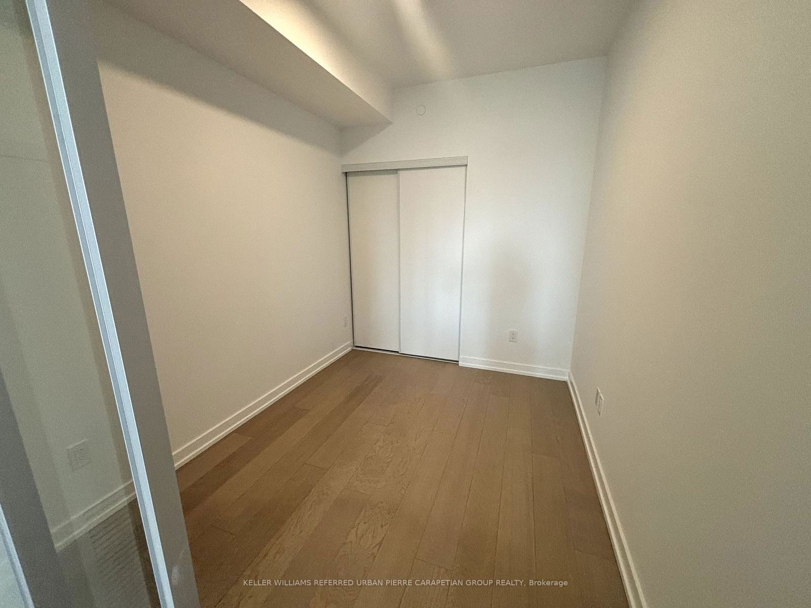 150 Logan Ave, unit 450 for rent - image #8