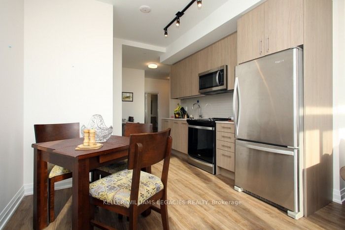 286 Main St, unit 903 for sale - image #6