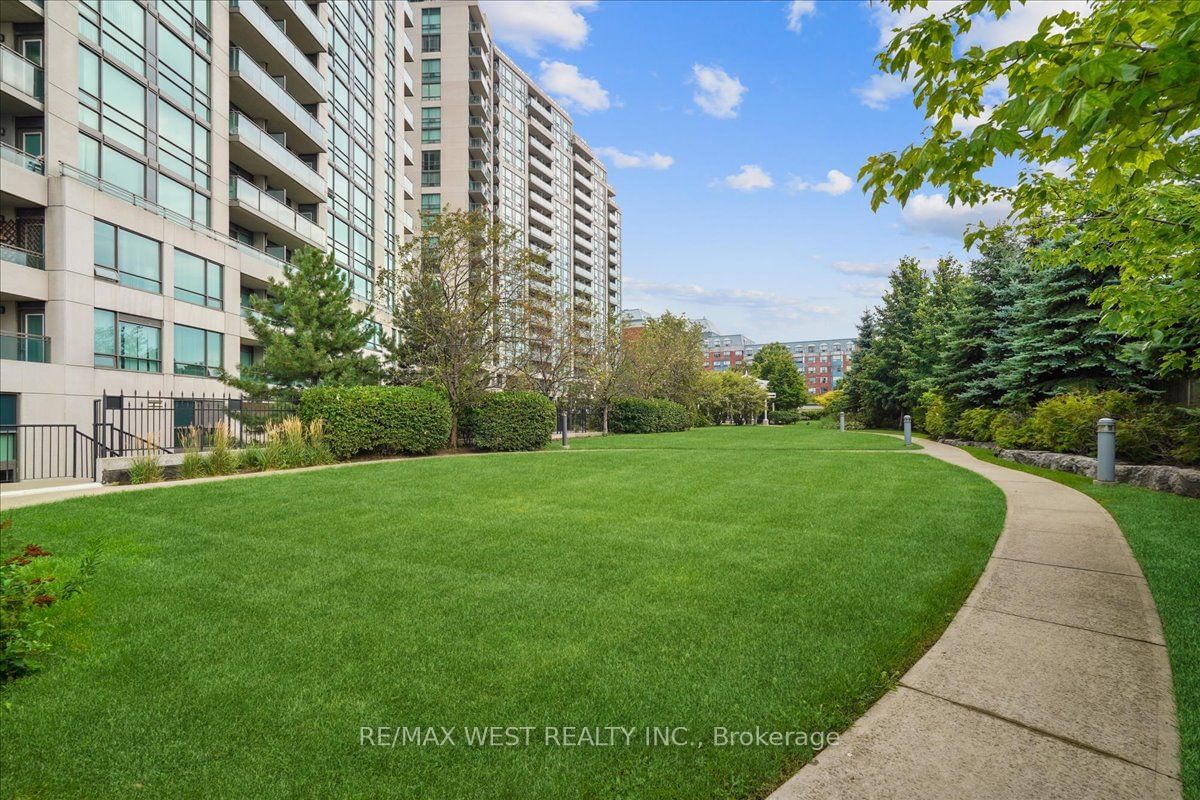 88 Grangeway Ave, unit 708 for sale - image #14