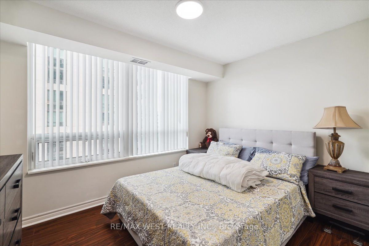 88 Grangeway Ave, unit 708 for sale - image #7