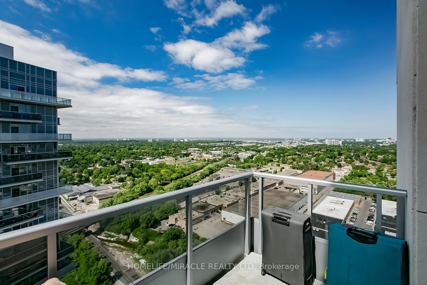 181 Village Green Sq, unit Ph20 for sale