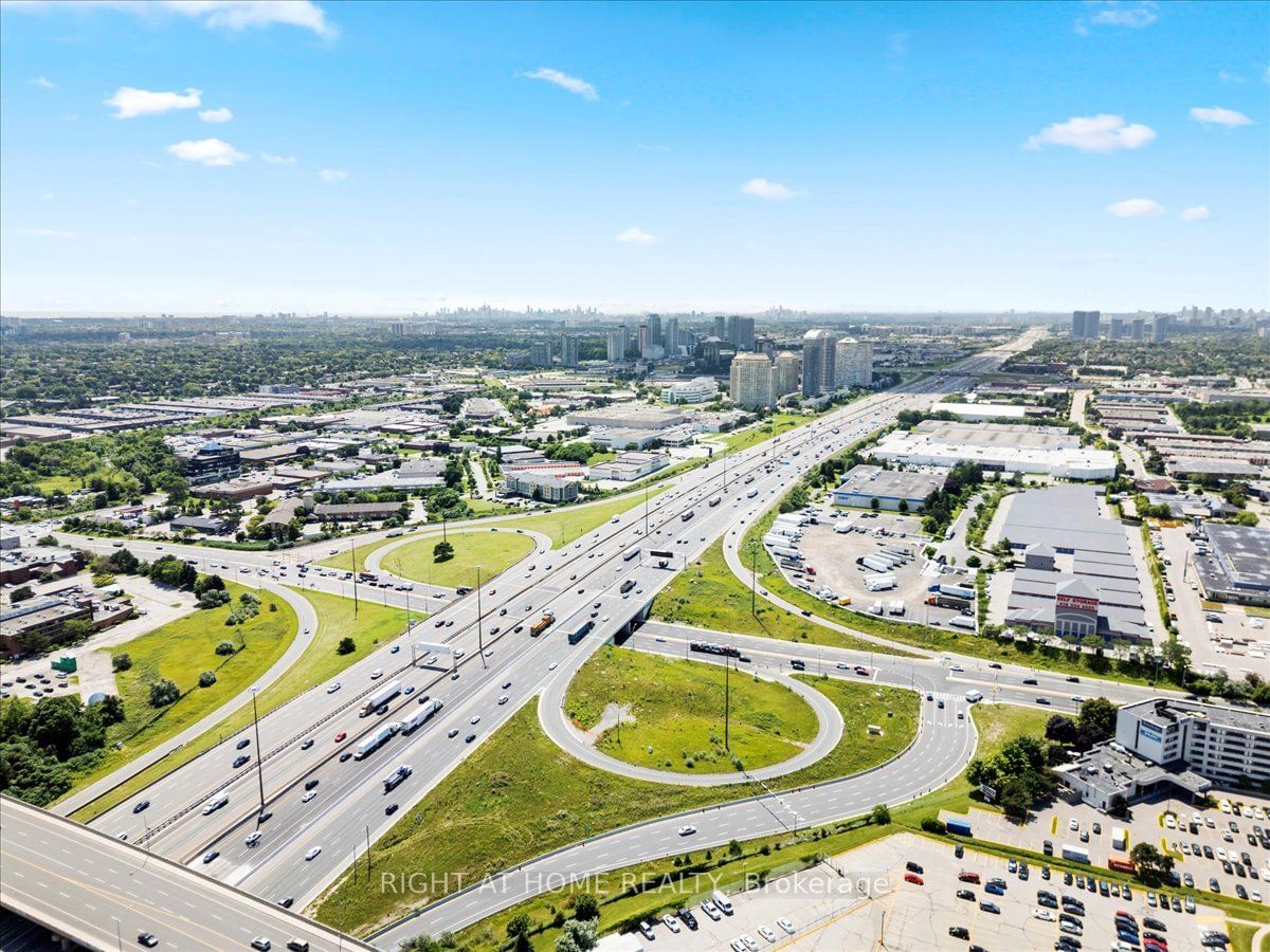 Markham Place Condos, Scarborough, Toronto