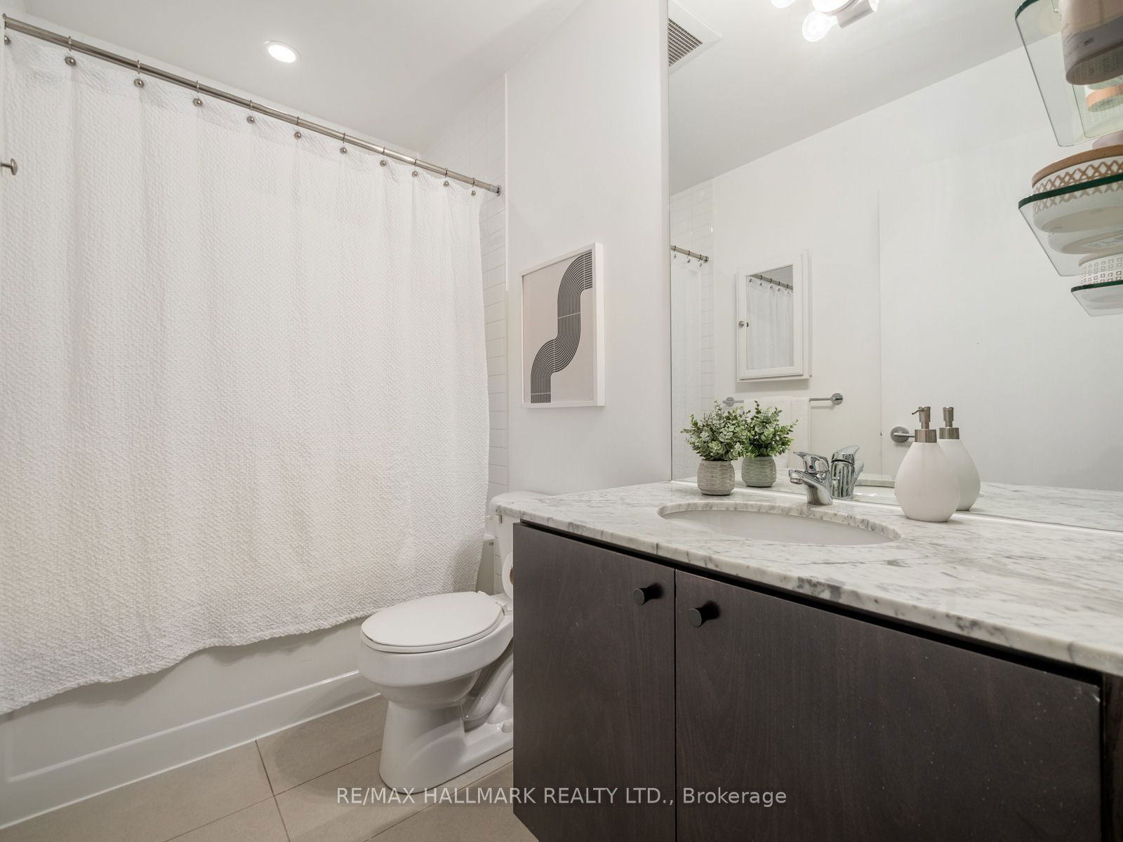 201 Carlaw Ave, unit 601 for sale - image #27