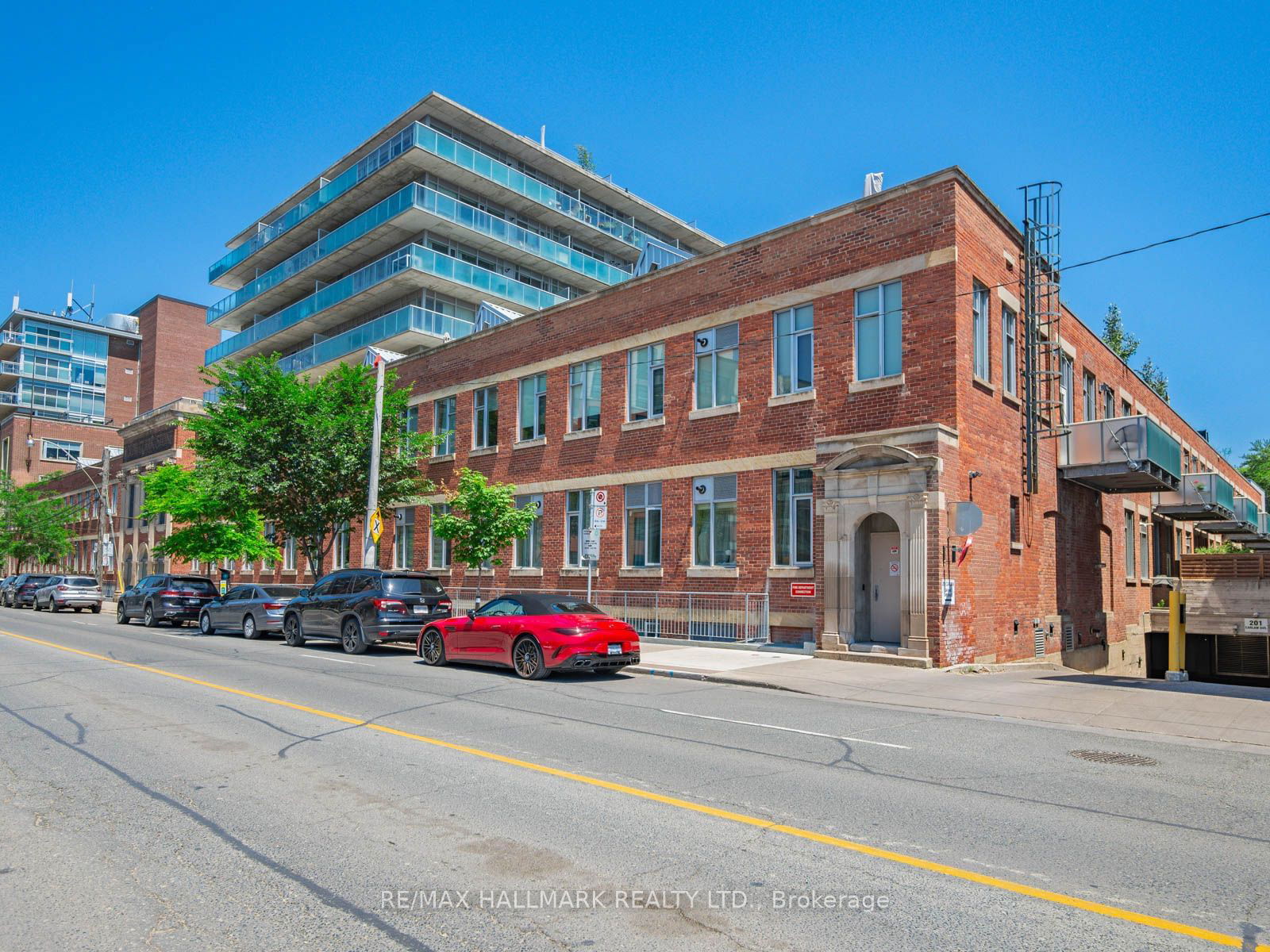 201 Carlaw Ave, unit 601 for sale - image #4