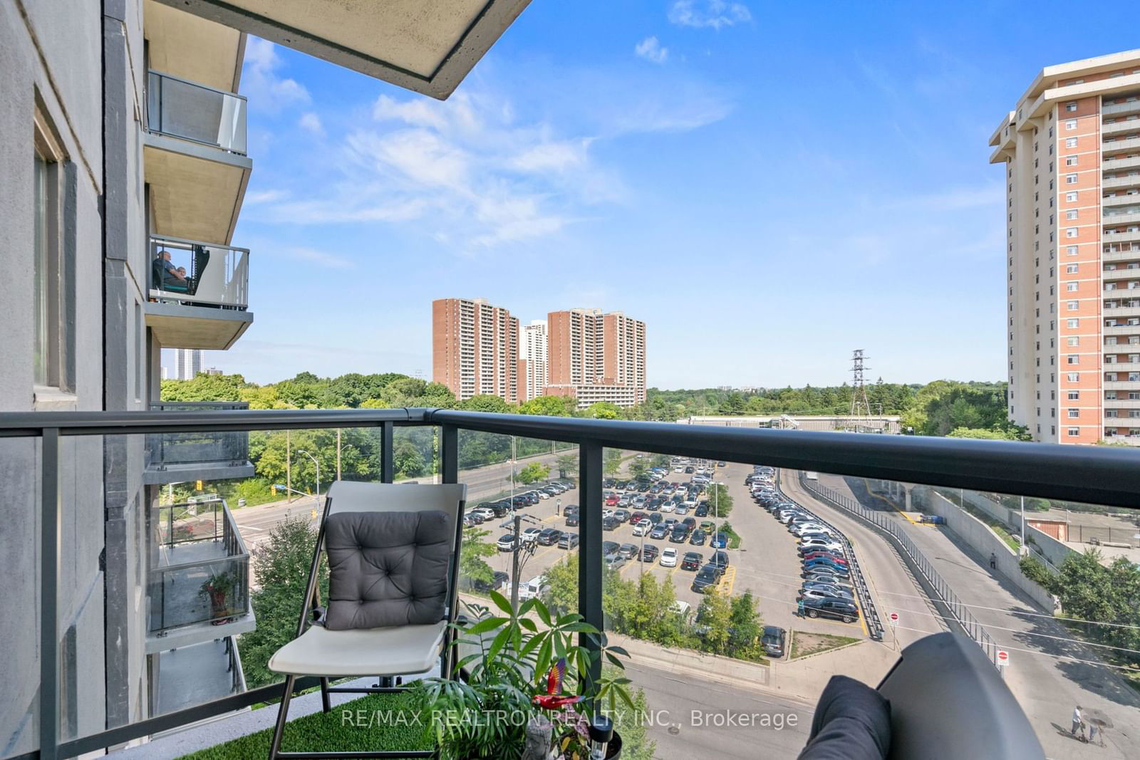 757 Victoria Park, unit 604 for sale