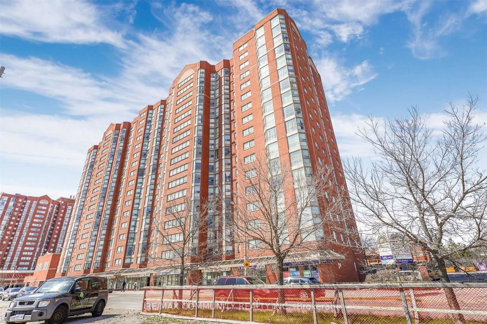 2466 Eglinton Ave E, unit 218 for sale