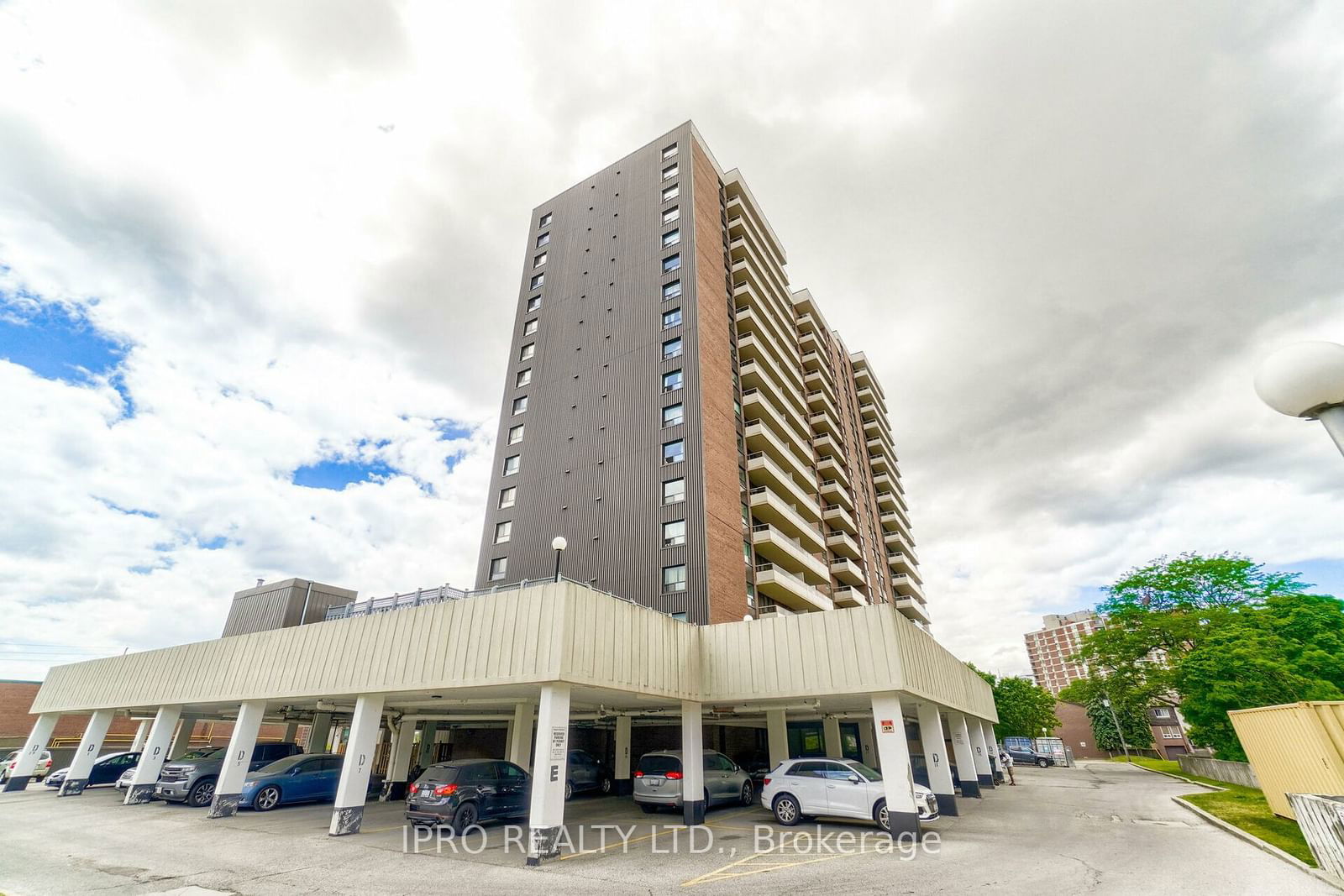 15 Torrance Rd, unit 1509 for sale