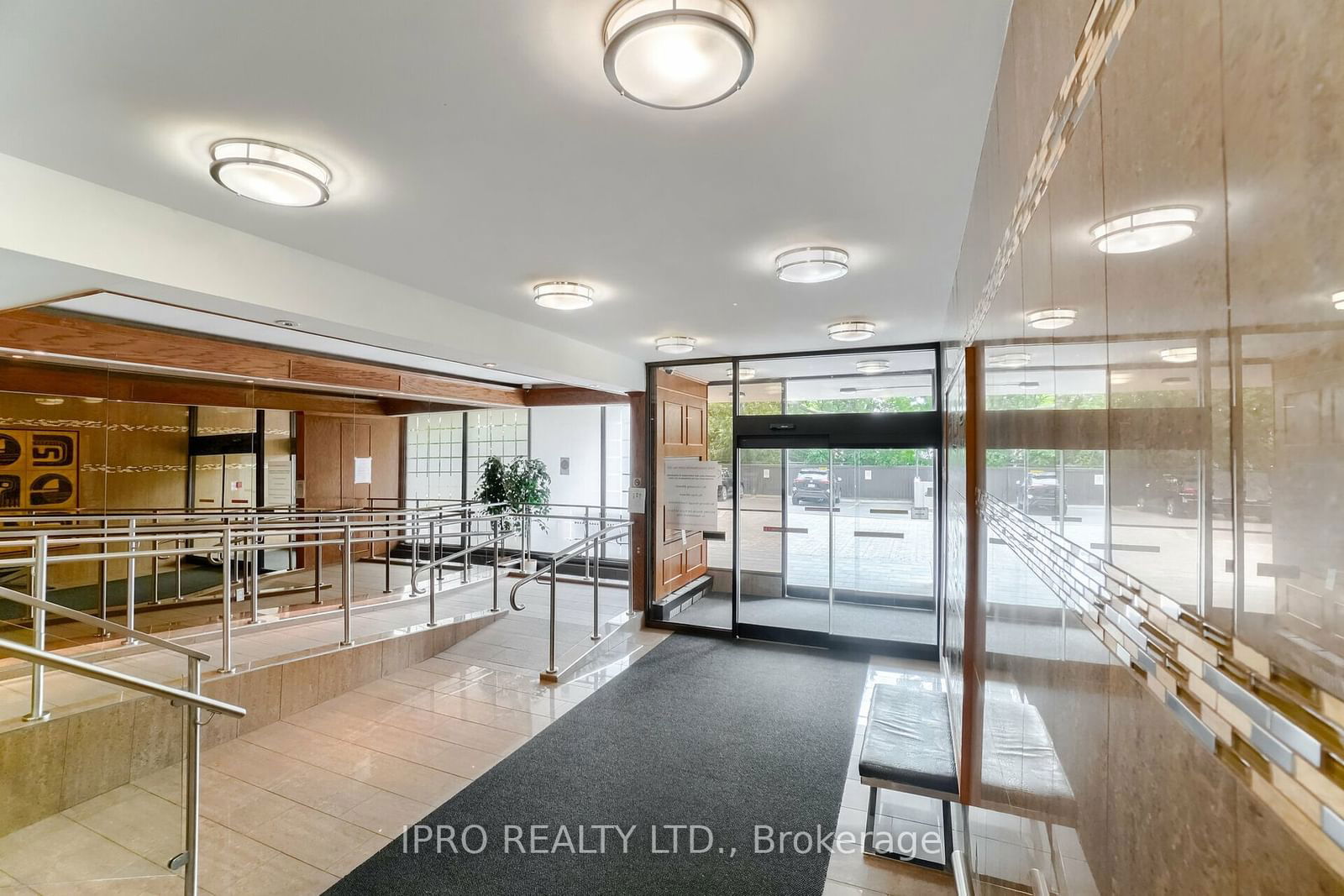 15 Torrance Rd, unit 1509 for sale - image #3