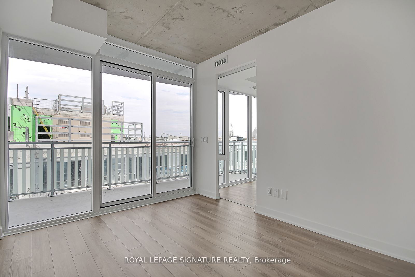 45 Baseball Pl, unit 707 for rent - image #8