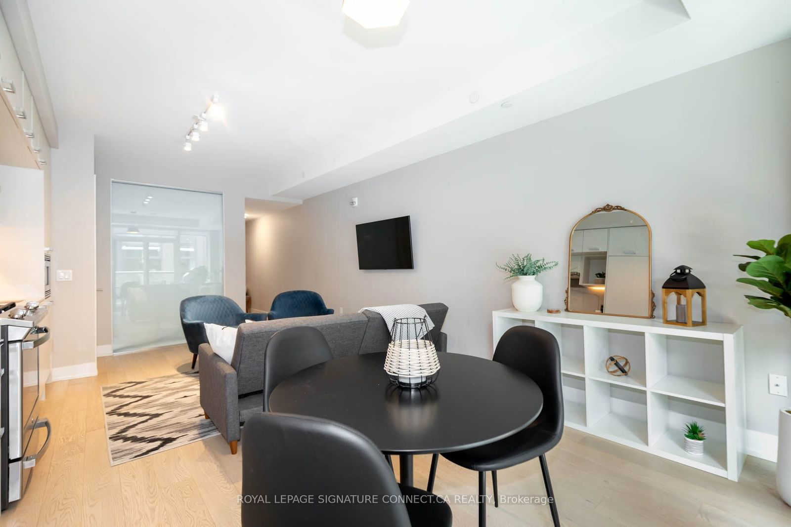 1331 Queen St E, unit 207 for rent - image #6