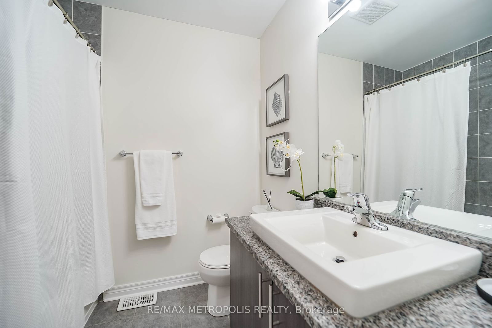 285 Finch Ave, unit 22 for sale - image #32