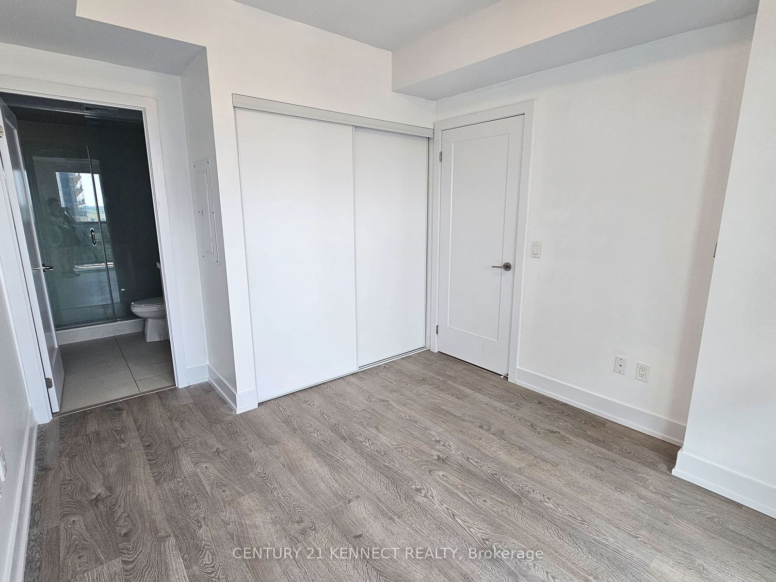 2550 Simcoe St N, unit 1508 for rent - image #22