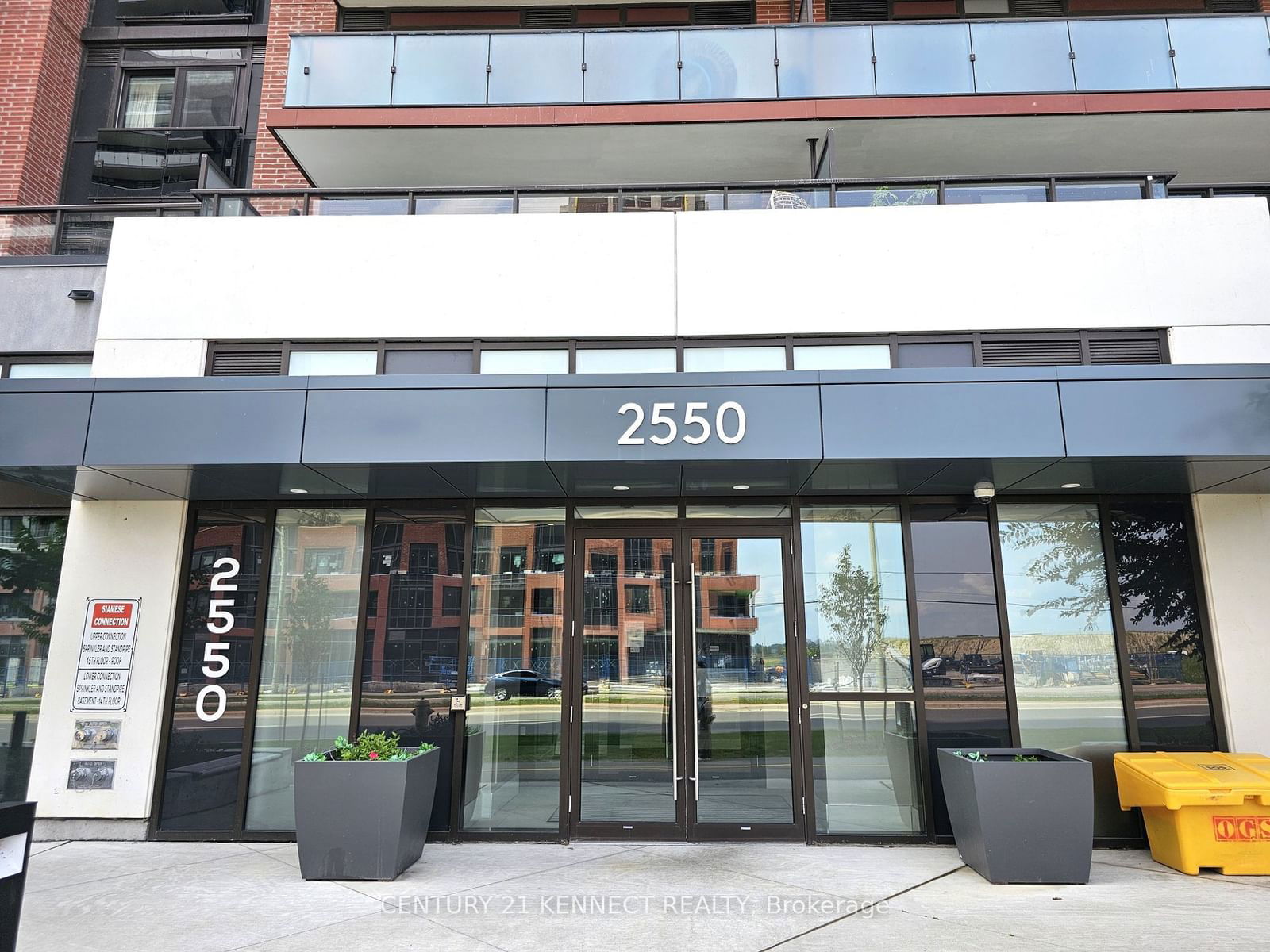 2550 Simcoe St N, unit 1508 for rent