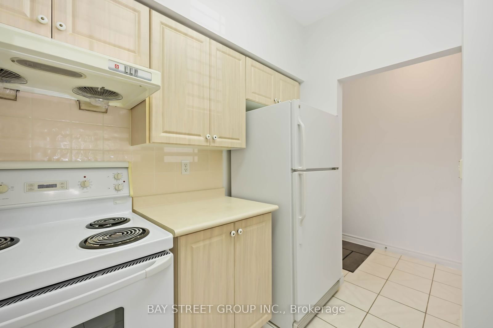 5039 Finch Ave E, unit 107 for sale - image #6