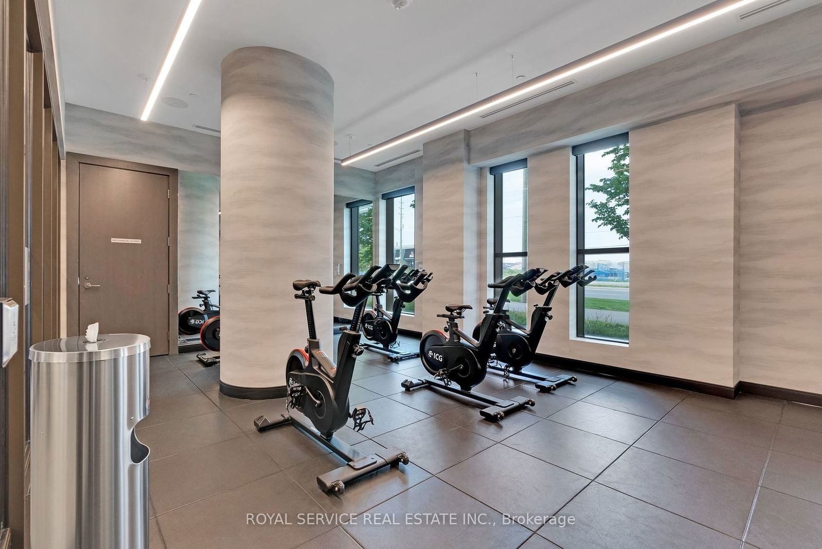 2550 Simcoe St N, unit 2504 for sale - image #35