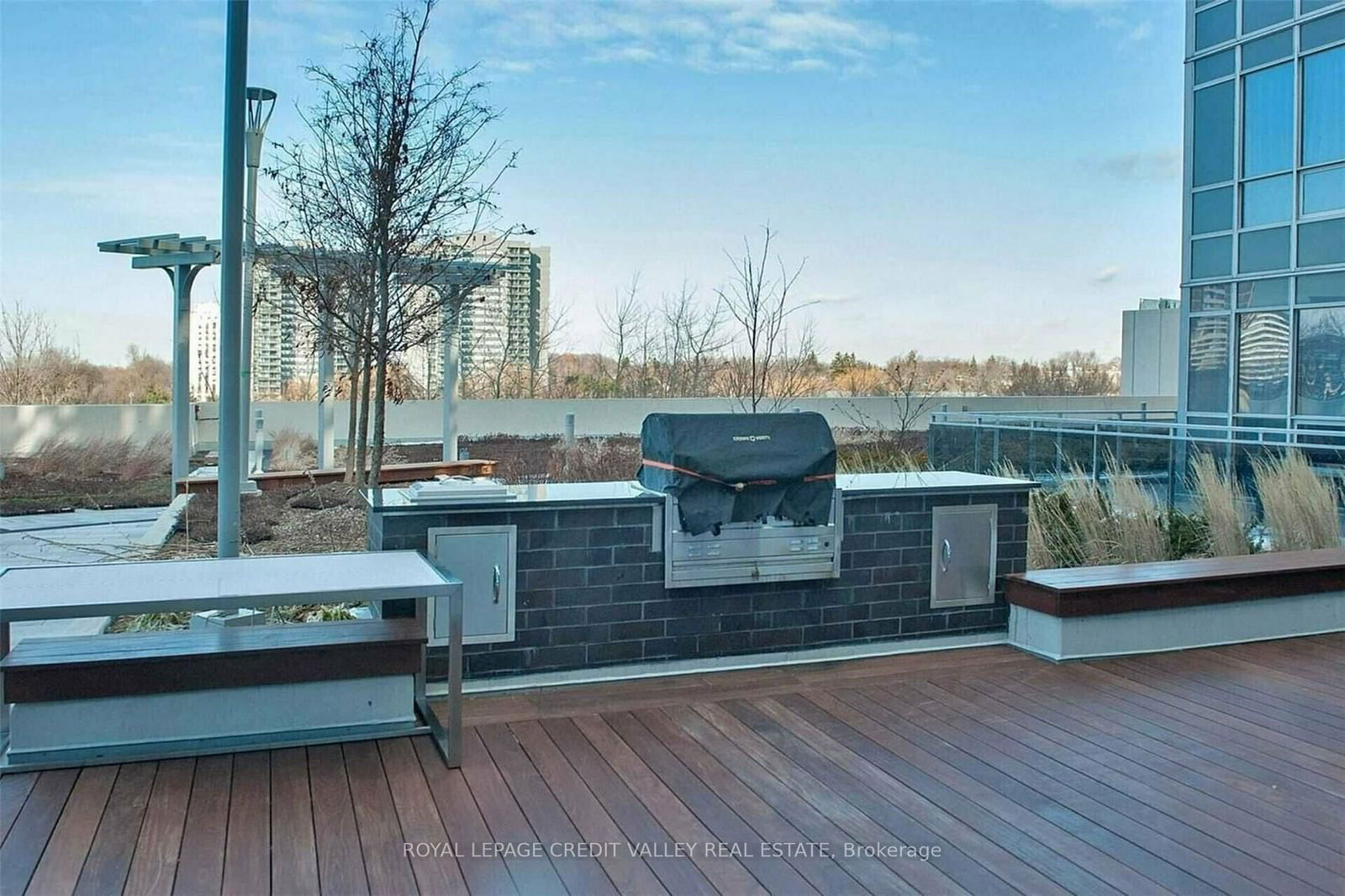 255 Village Green Sq, unit 1307 for sale - image #40