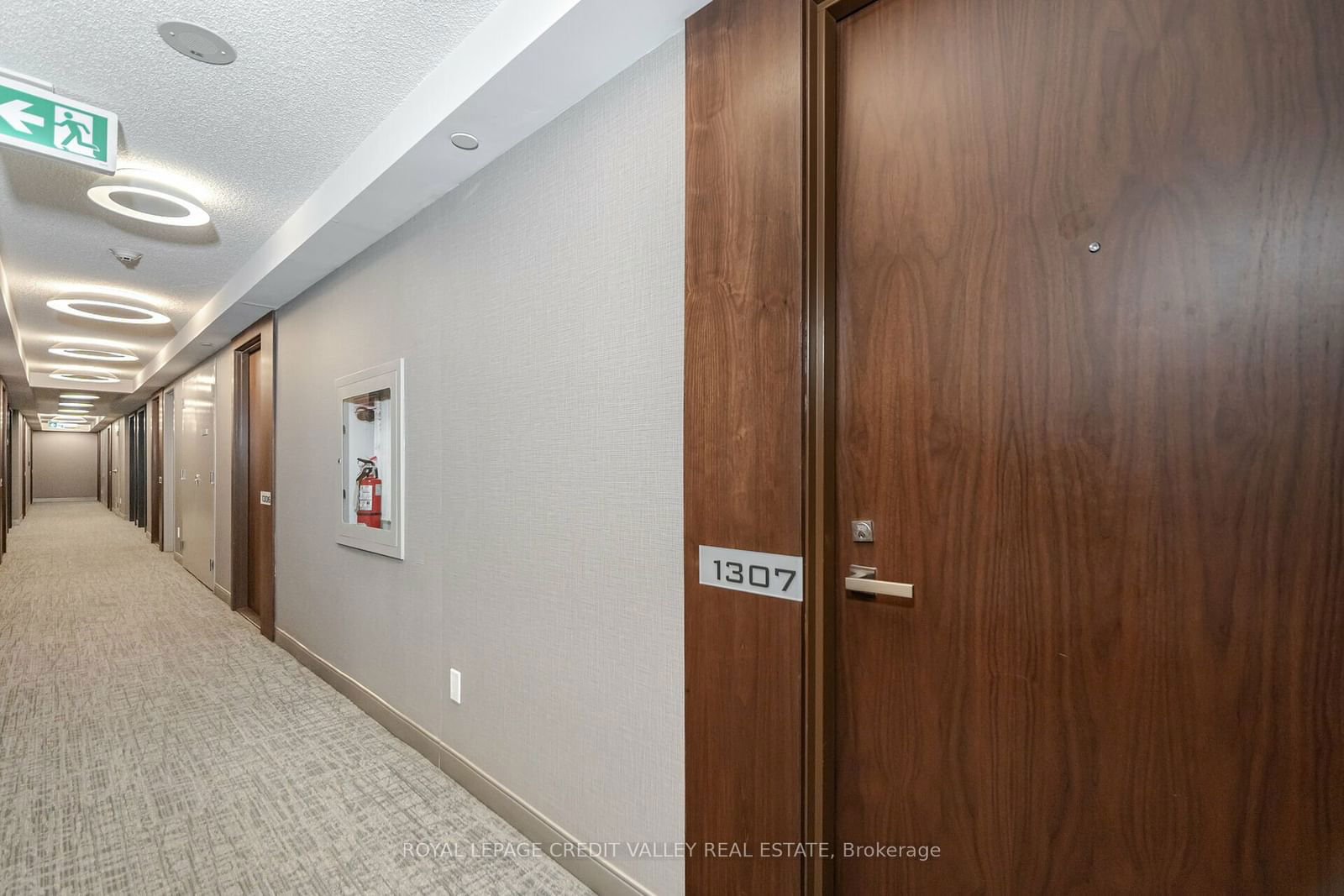 255 Village Green Sq, unit 1307 for sale - image #7