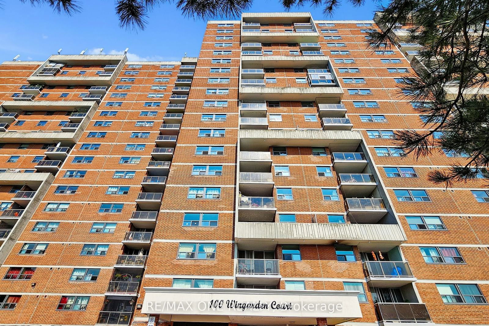 100 Wingarden Crt, unit 410 for sale