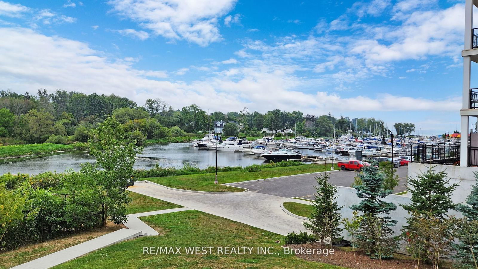 50 Lakebreeze Dr, unit 118 for sale - image #31