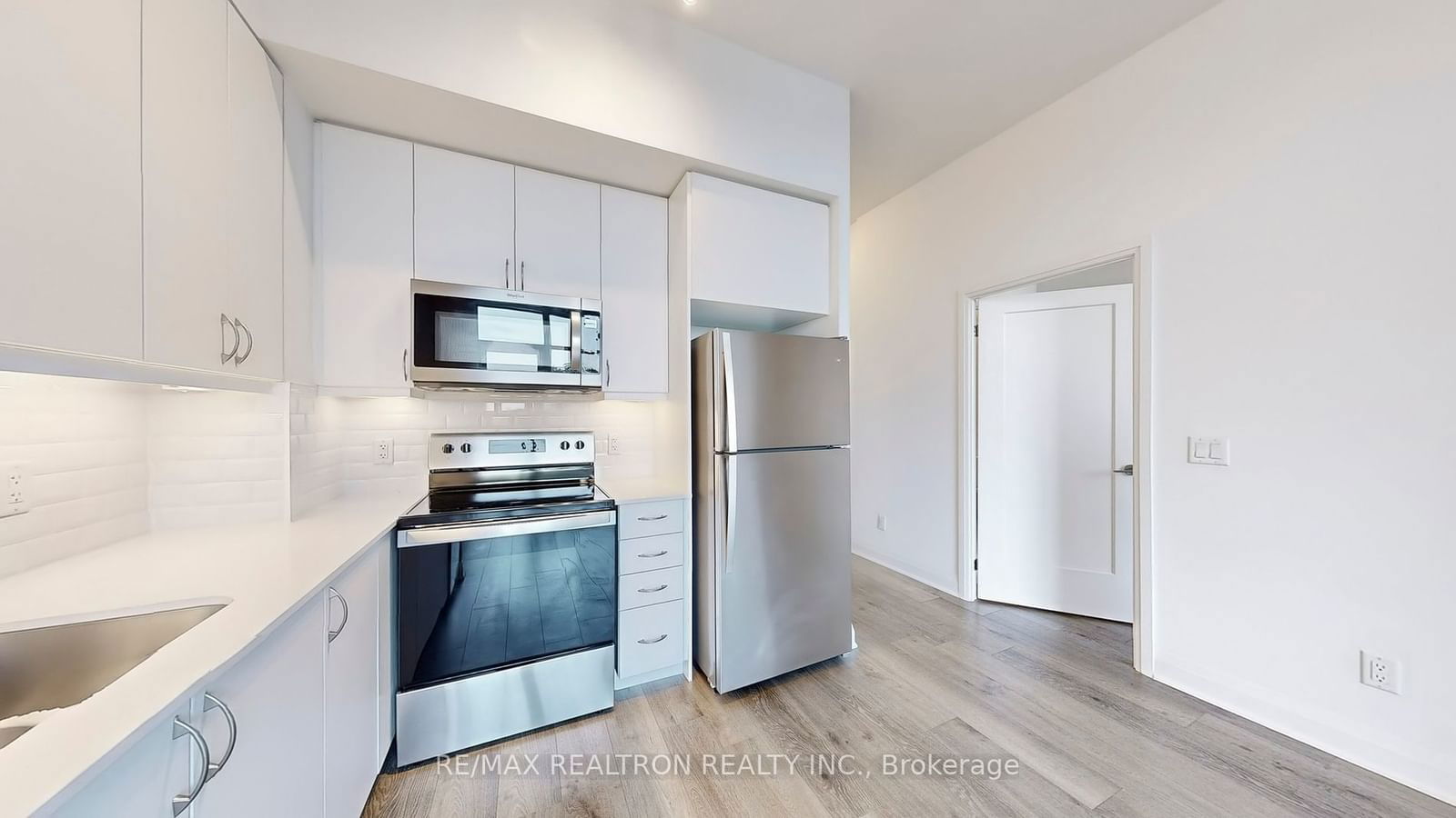 3220 Sheppard Ave E, unit 107 for sale - image #14