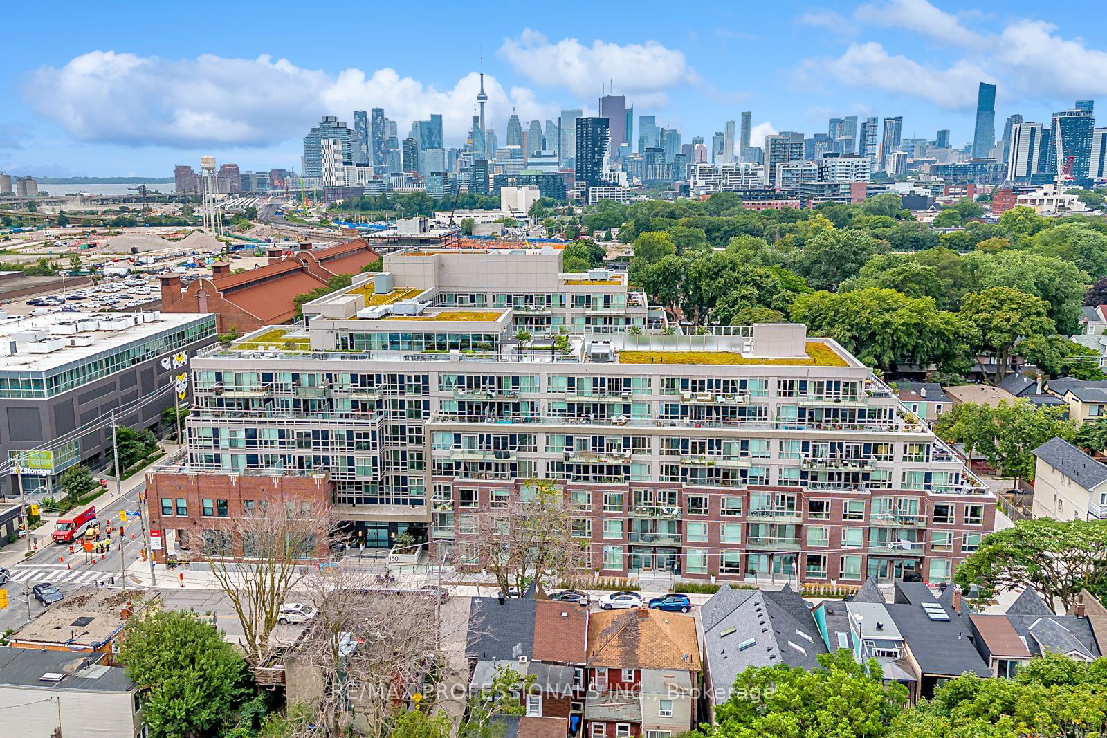 150 Logan Ave, unit 444 for sale - image #2