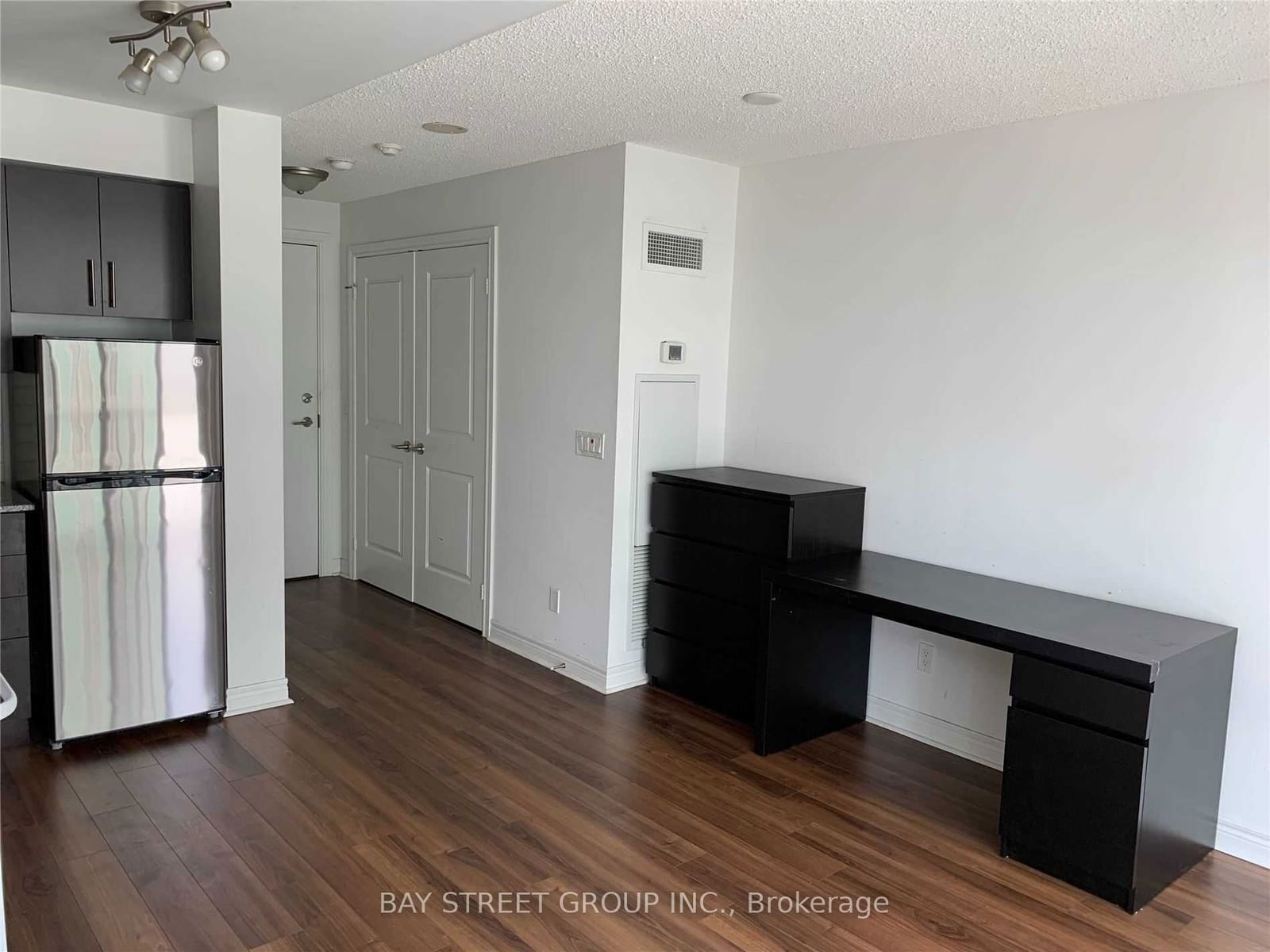 50 Town Centre Crt, unit 2405 for rent - image #3