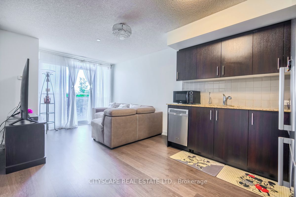 255 Village Green Sq, unit 406 for sale - image #5