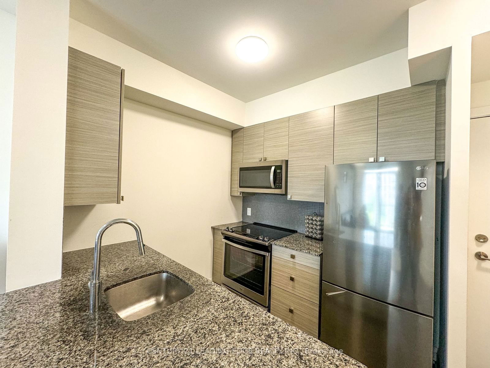 3655 Kingston Rd, unit 706 for sale - image #5