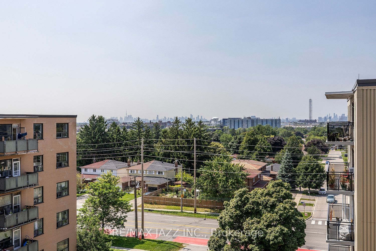 825 Kennedy Rd, unit 708 for sale