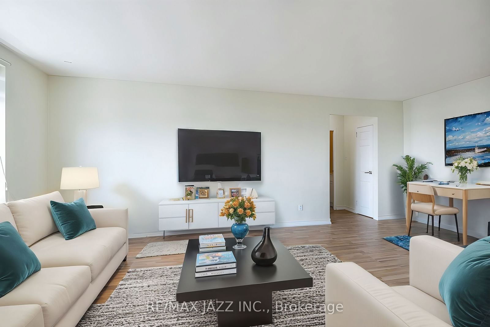 825 Kennedy Rd, unit 708 for sale - image #7