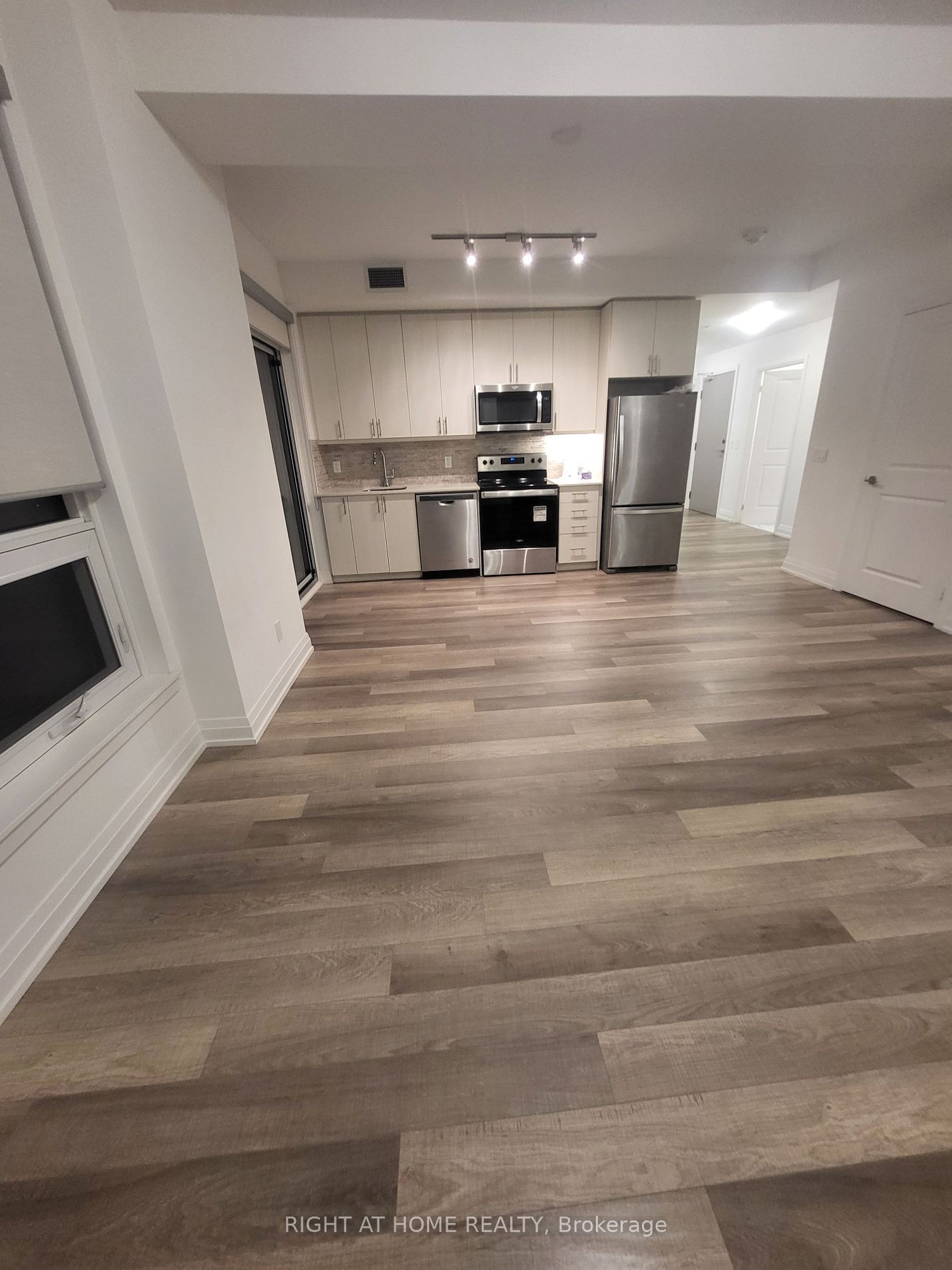 3121 Sheppard Ave E, unit 2001 for rent